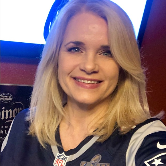 Meet your Posher, Megan - Picture 4 of 8